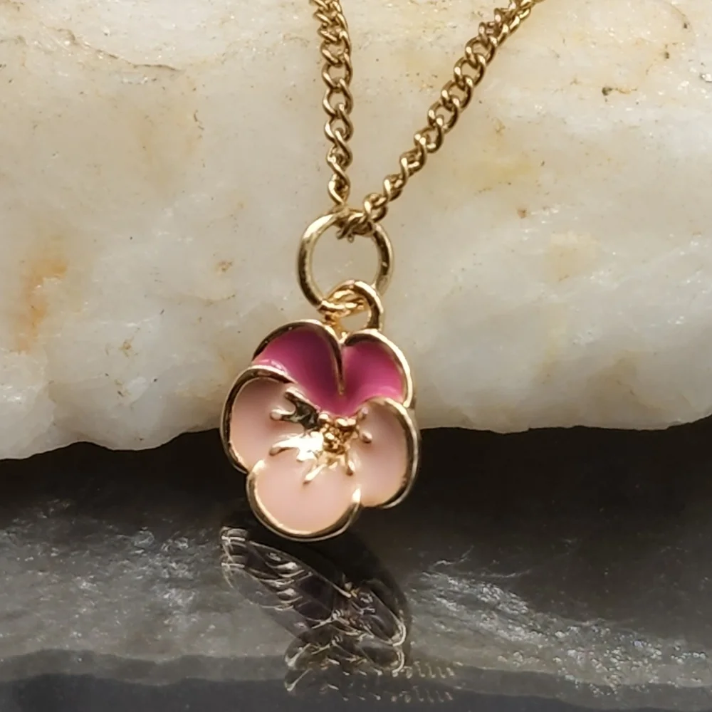 Minimal Hypoallergenic 14kt Gold Melchior Pendant Baby Floral Luxury Kid…